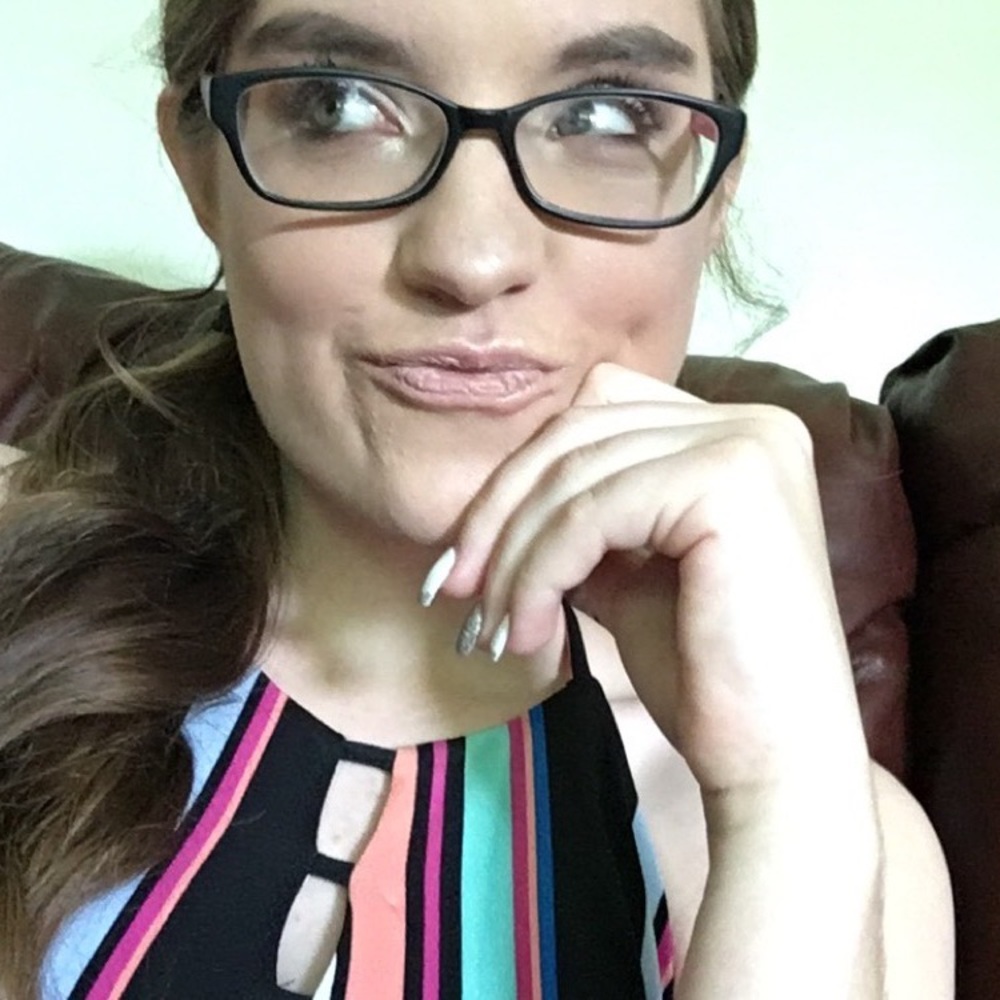 Meet your Posher, Lauren